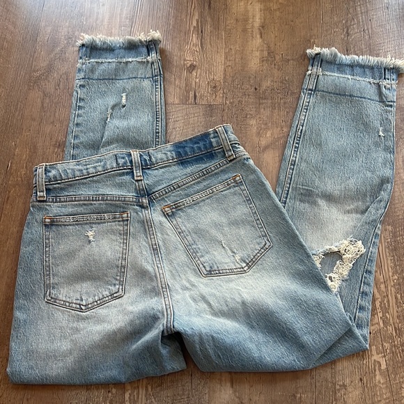 NWT Abercrombie & Fitch High Rise Mom Jean Curve Love - Picture 6 of 8